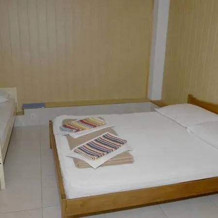 Darko Apartmán